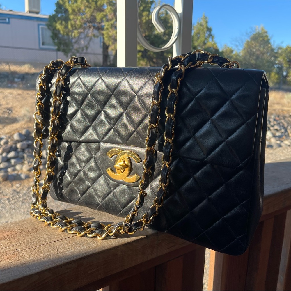 Chanel jumbo bag